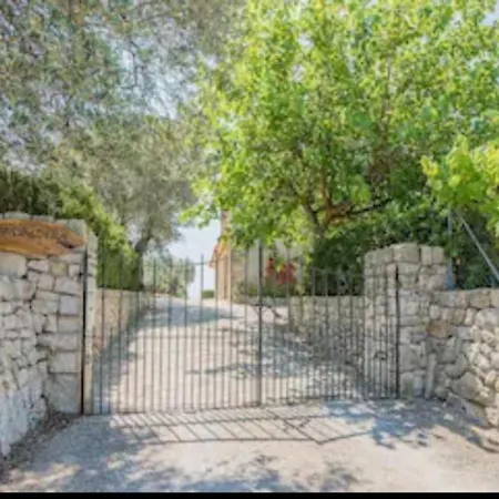 Mastaguera Villa Pollença